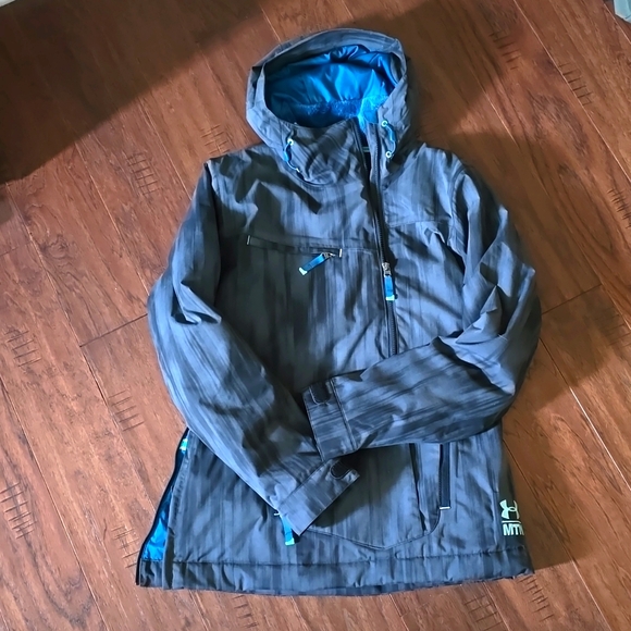 Under Armour MTN snow jacket - Picture 1 of 3